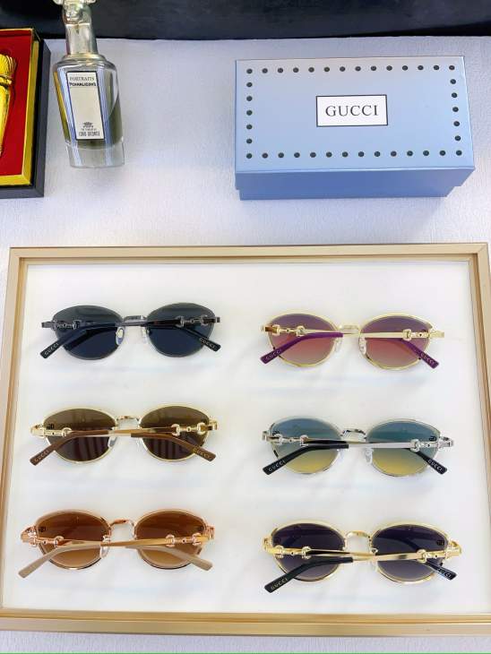 Picture of Gucci Sunglasses _SKUfw80914809fw
